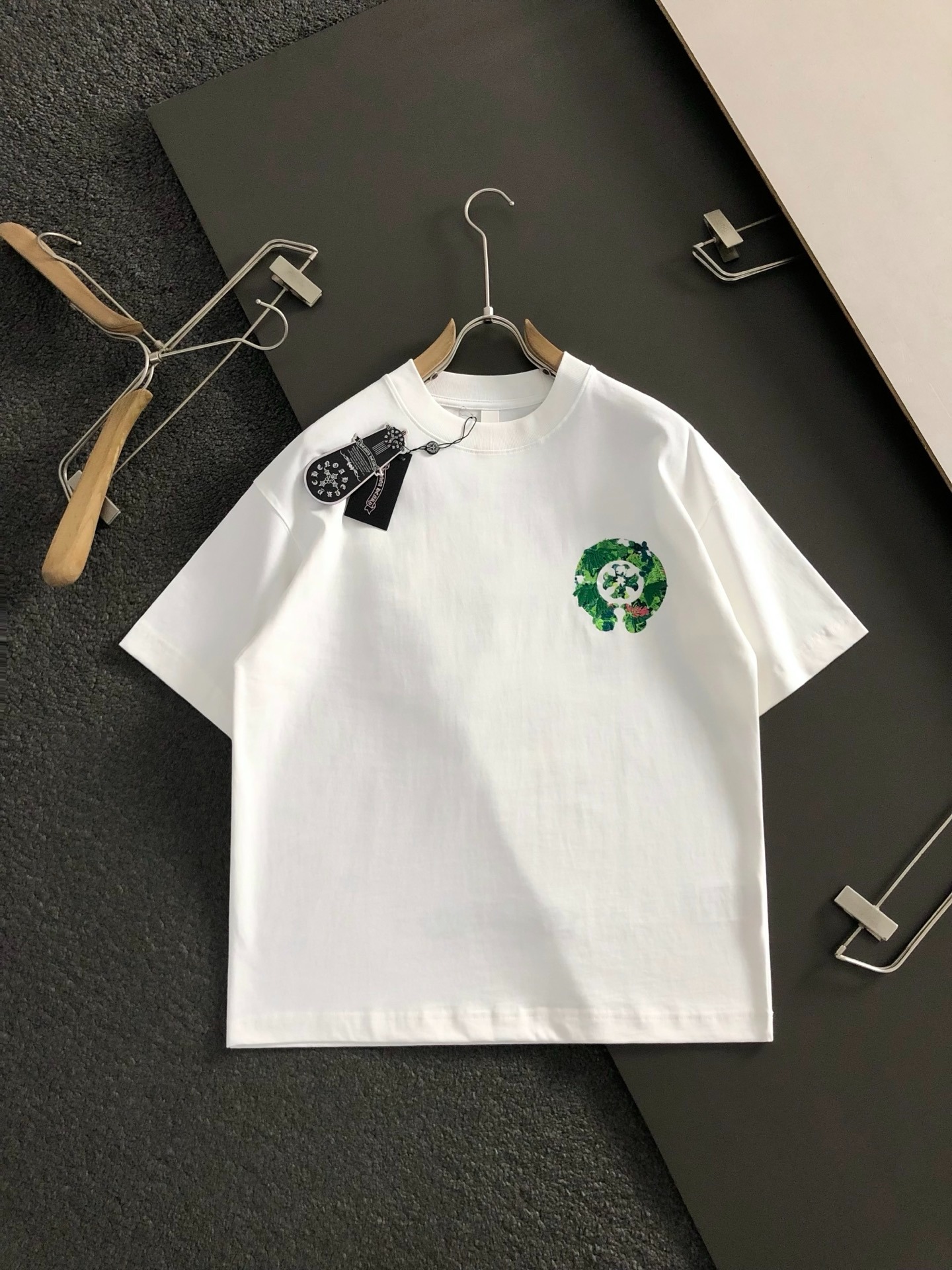 クロムハーツ「Chrome Hearts」フォレストコレクション Tシャツ