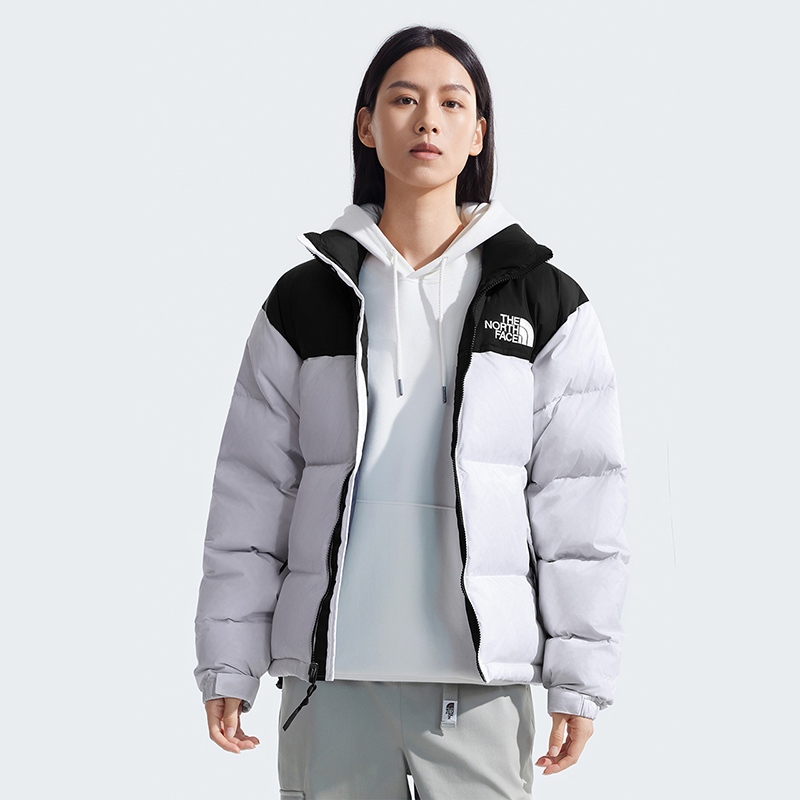 The North Face 96 モデルのヌプツェ（NUPTSE）ダウンジャケットは、クールなブランドのクラシックなアイコンで、新モデルのガチョウのダウン入りです。