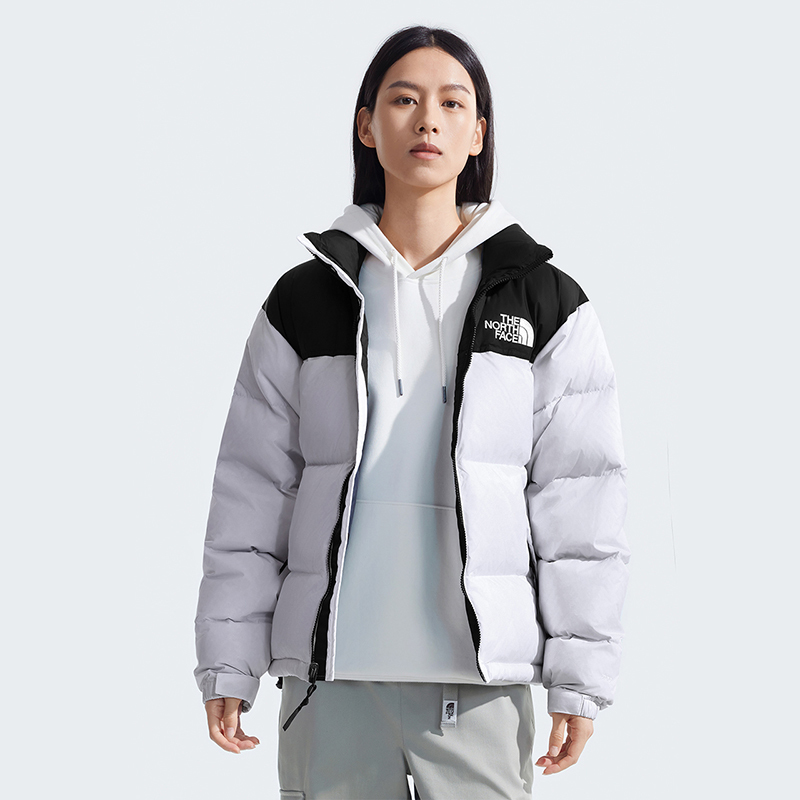 The North Face 96 モデルのヌプツェ（NUPTSE）ダウンジャケットは、クールなブランドのクラシックなアイコンで、新モデルのガチョウのダウン入りです。