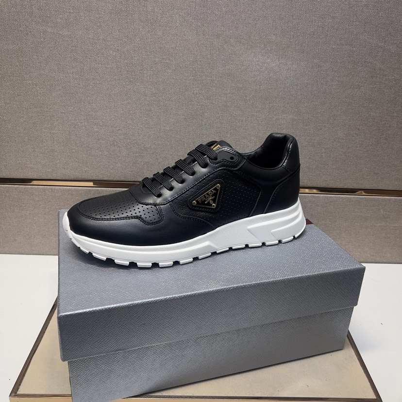 プラダ「Prada」プラダ プレミアムスニーカー (2026年春夏モデル) / レザースニーカー
