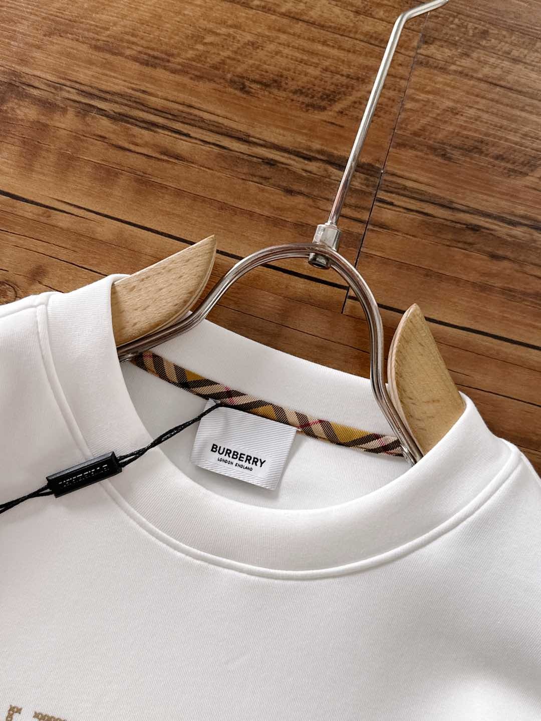 バーバリー「Burberry」メンズスウェット