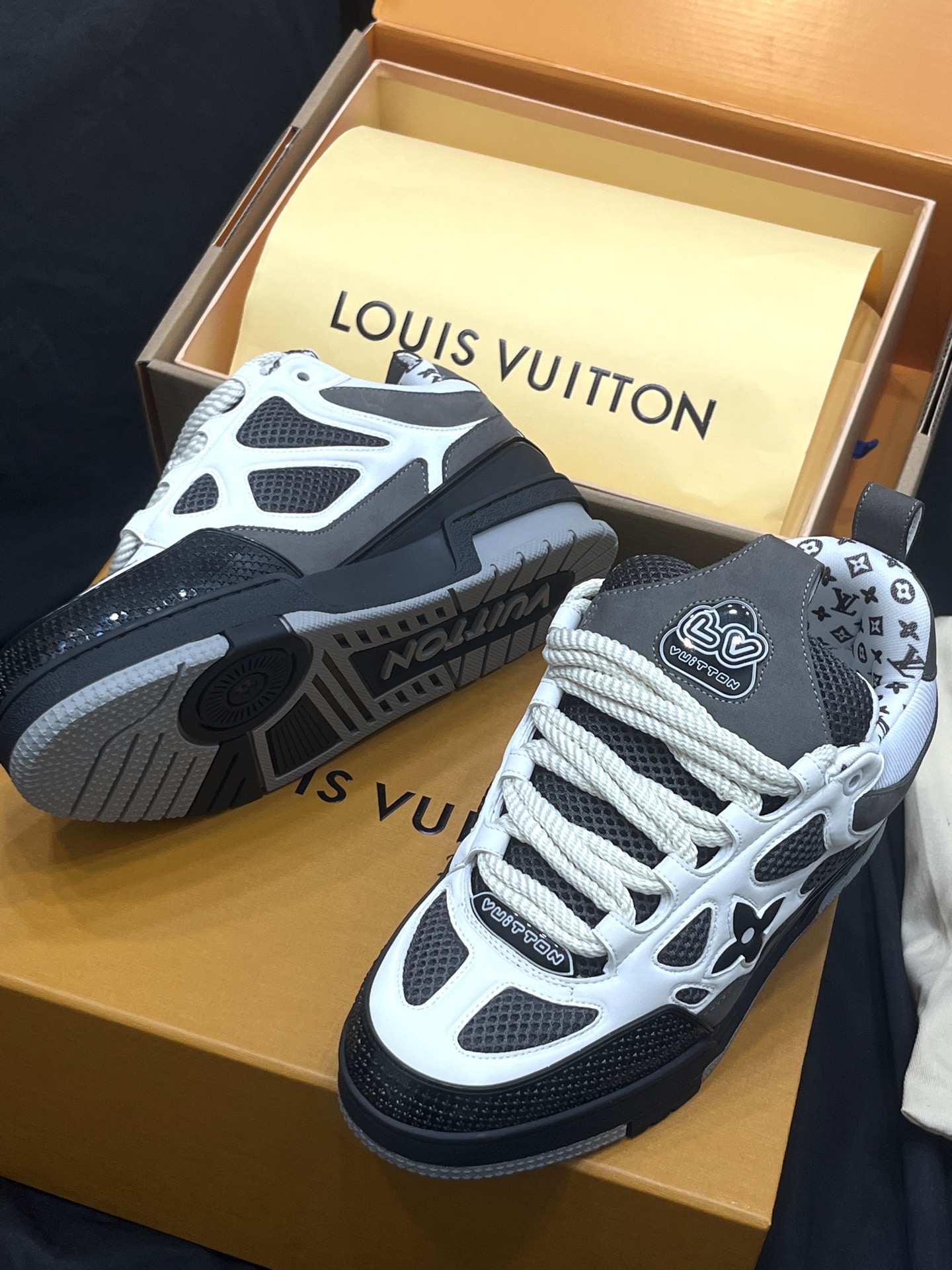 ルイ・ヴィトン「Louis Vuitton」ルイ・ヴィトン トレーナー スニーカー / レザースニーカー