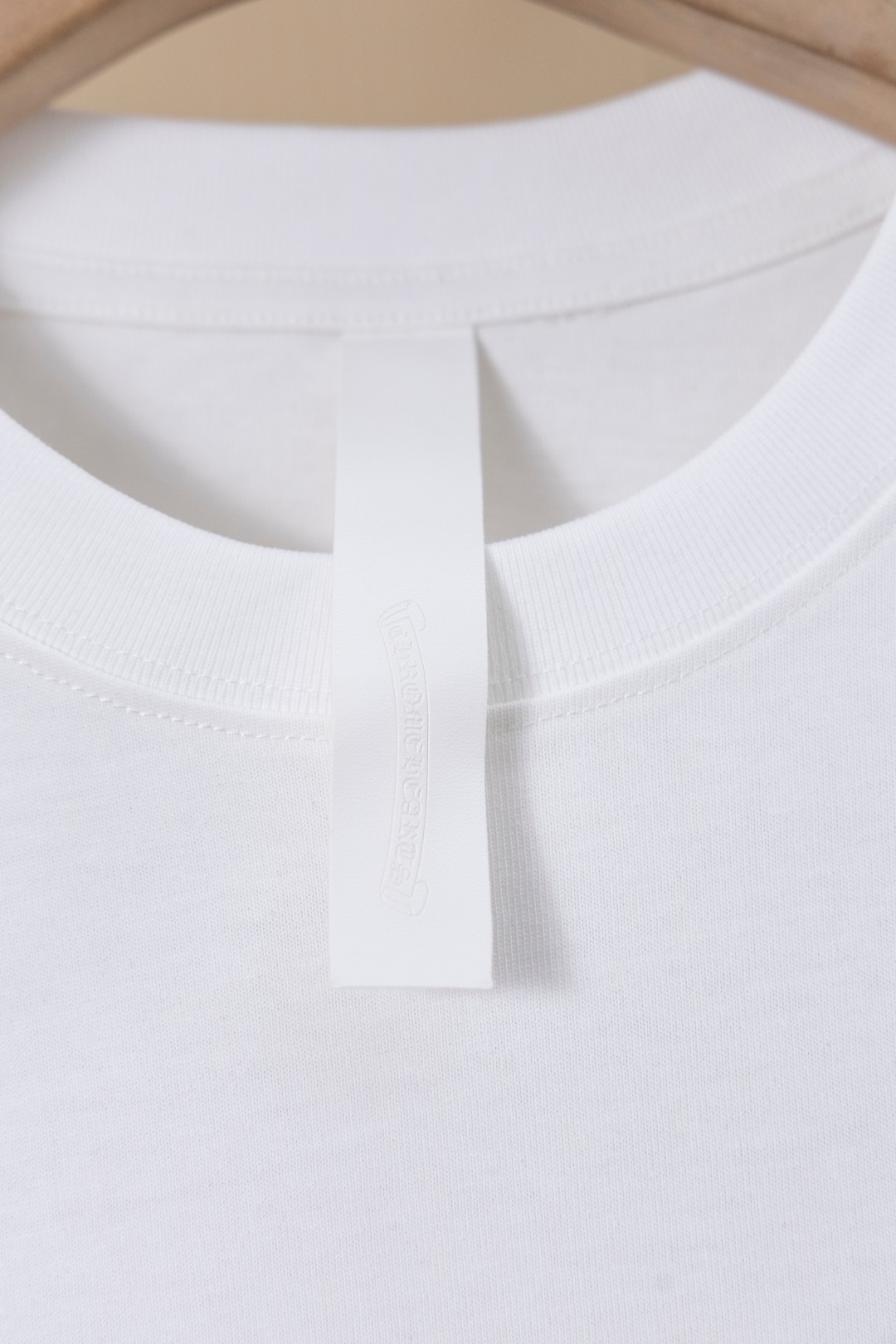 クロムハーツ「Chrome Hearts」ポケットロゴ ホースシューTシャツ