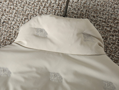 バーバリー「Burberry」秋冬 クイルティッドダウンジャケット