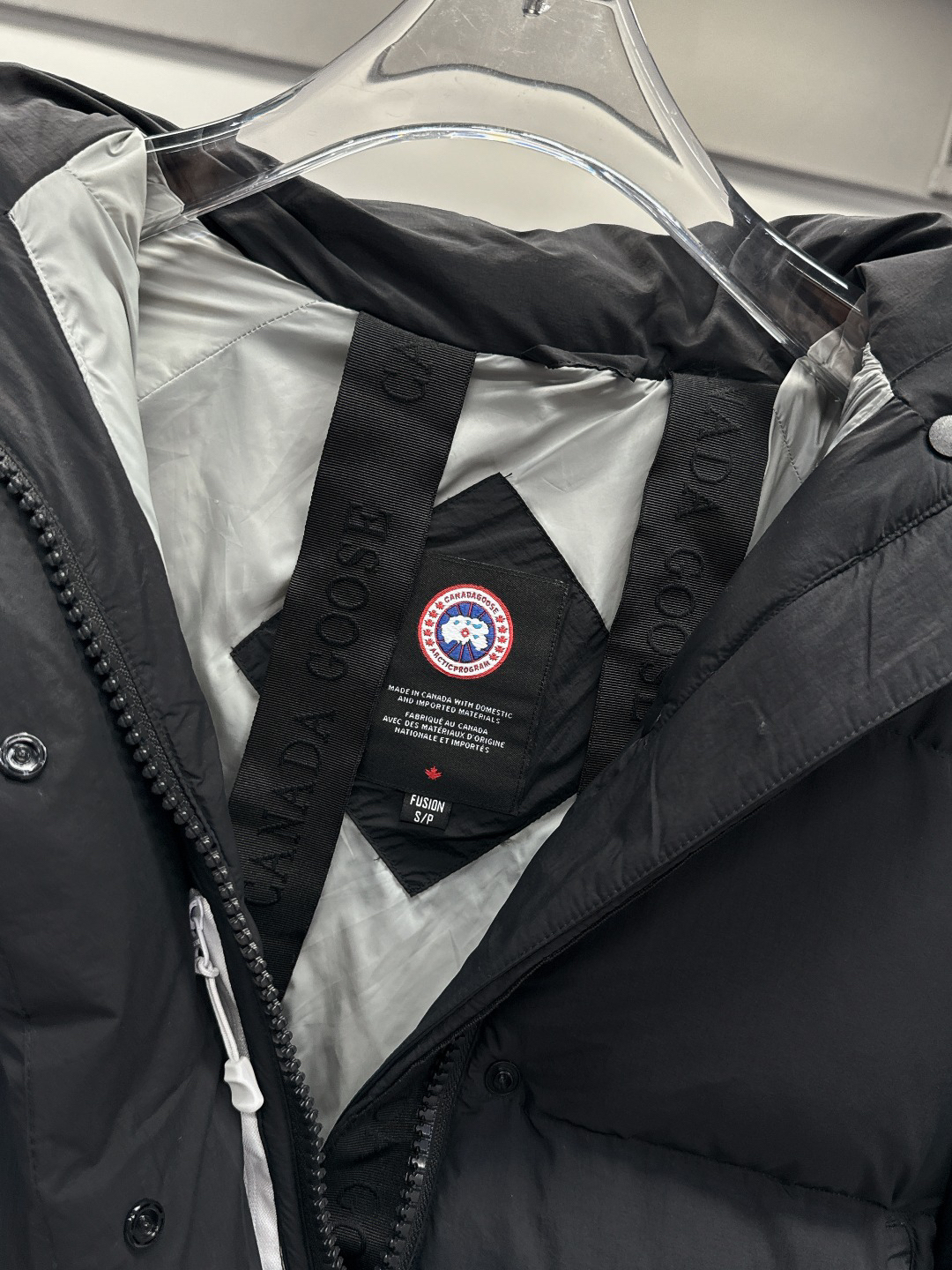 カナダグース「Canada Goose」秋冬フード付きダウンジャケット