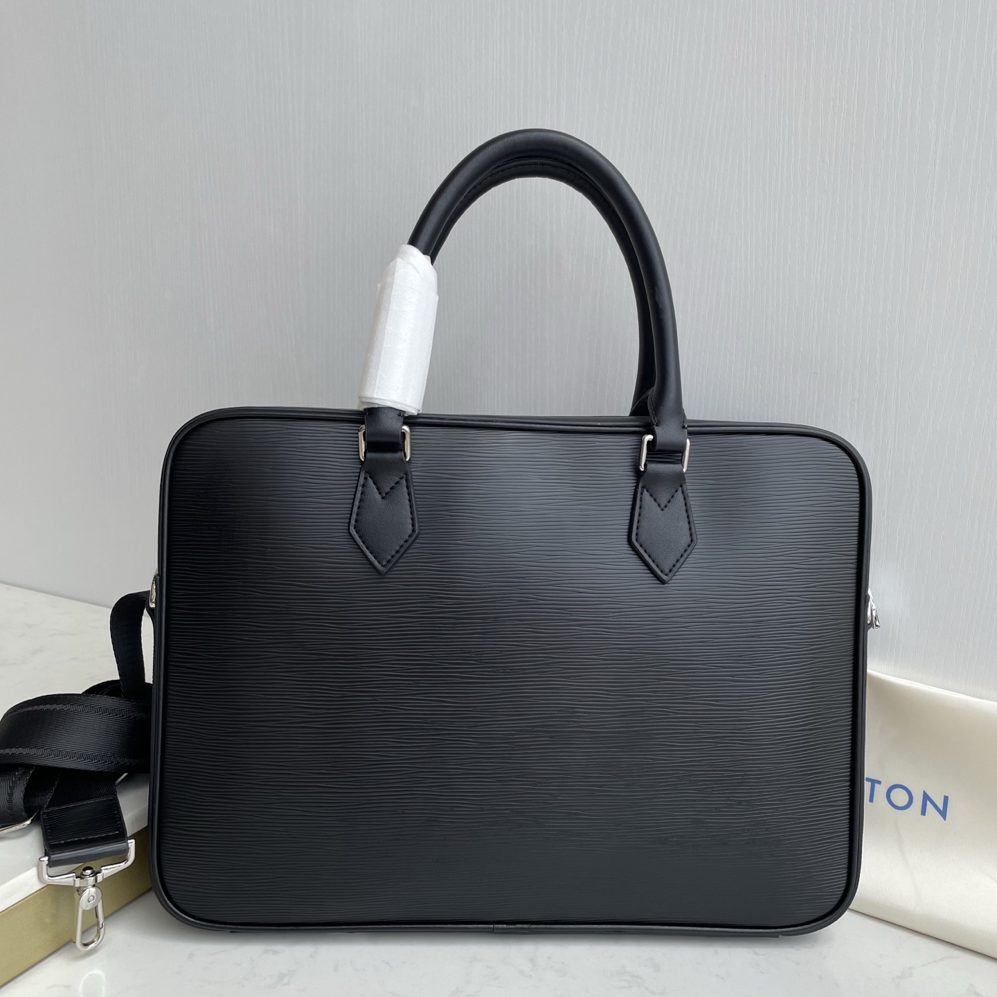 ルイ・ヴィトン「Louis Vuitton」ルイ・ヴィトン メンズ ブリーフケース / ビジネスバッグ 