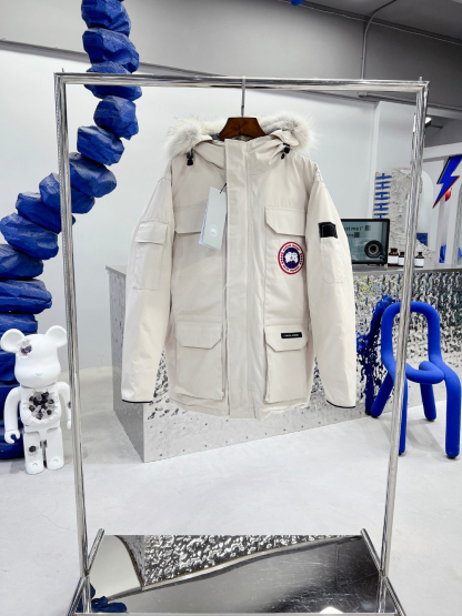 カナダグース「Canada Goose」秋冬フード付きダウンコート