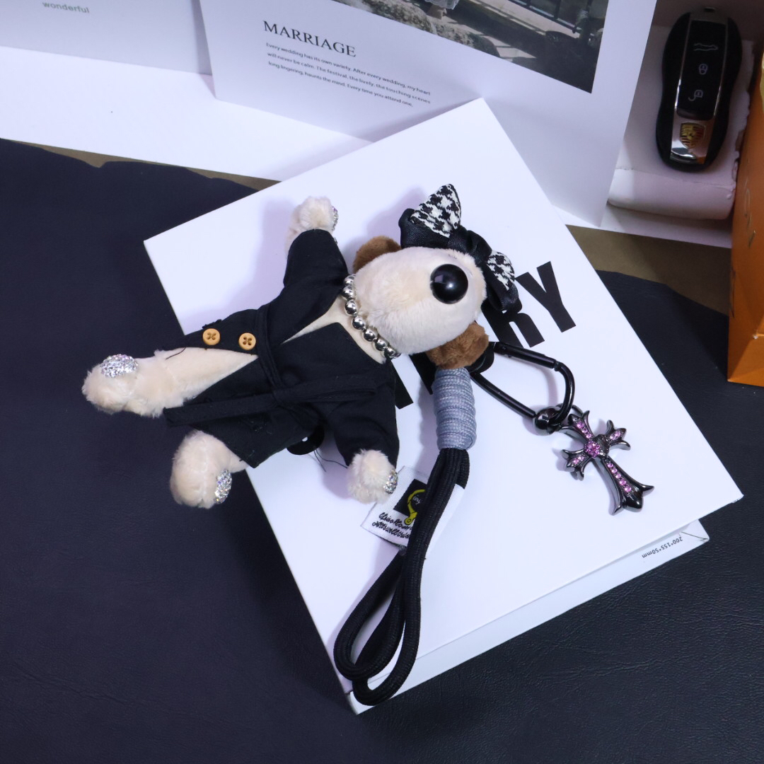 クロムハーツ「Chrome Hearts」バッグチャーム - すべてのトレンドバッグに合わせて、クールでキュートなスタイルを