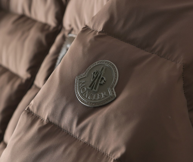 モンクレール「Moncler」秋冬 ダウンジャケット