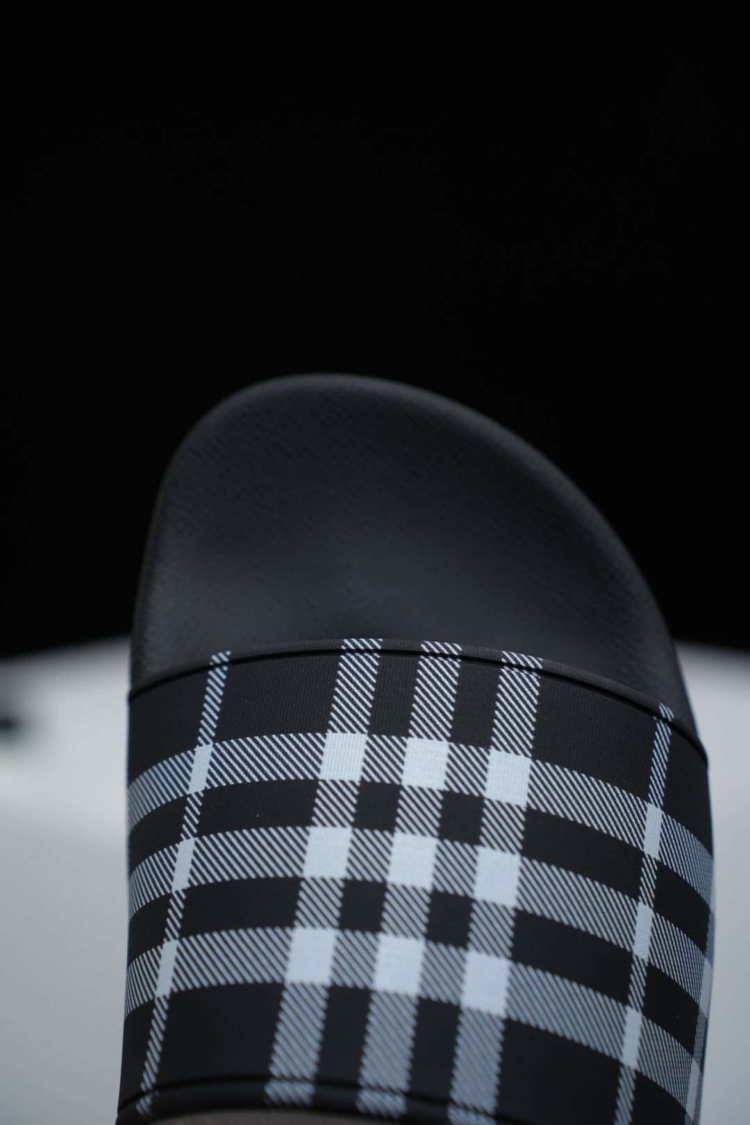 バーバリー「Burberry」バーバリー ヴィンテージ チェック スライドサンダル / ビーチサンダル