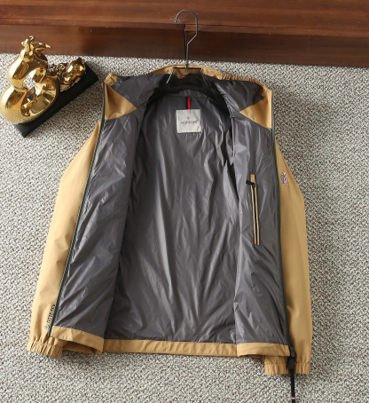 モンクレール「Moncler」秋のスタイル フード付きジャケット