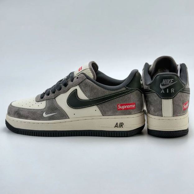 「コラボモデル」Supreme × Nike Air Force 1 Low スニーカー