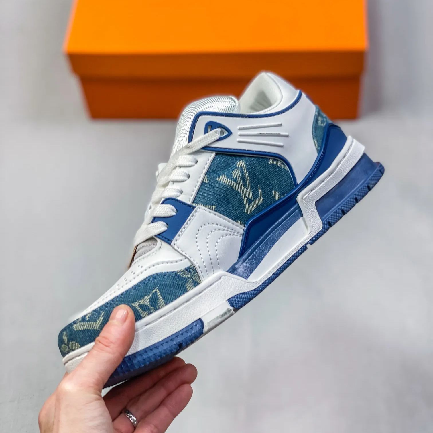 「コラボモデル」Louis Vuitton x Trainer