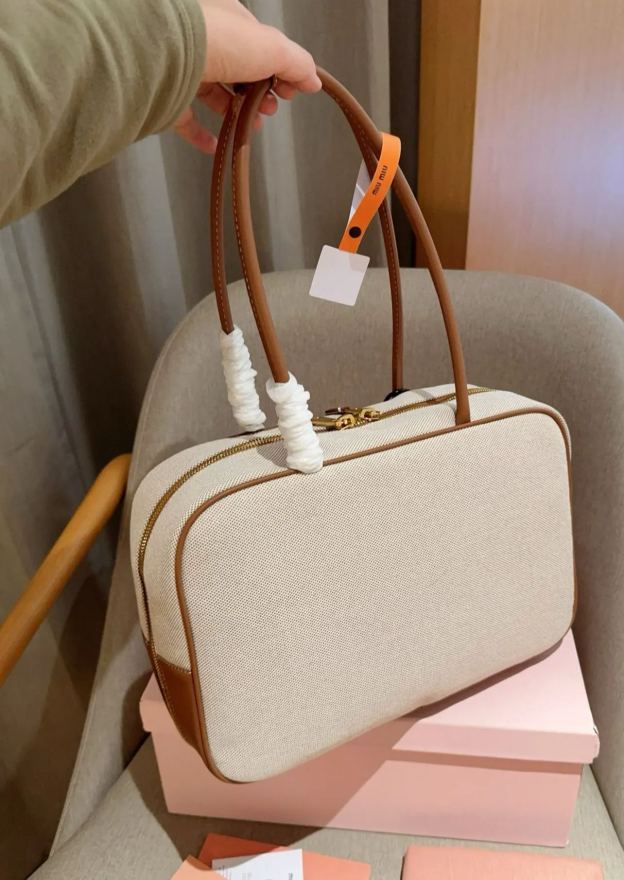 ミュウミュウ「Miu Miu」