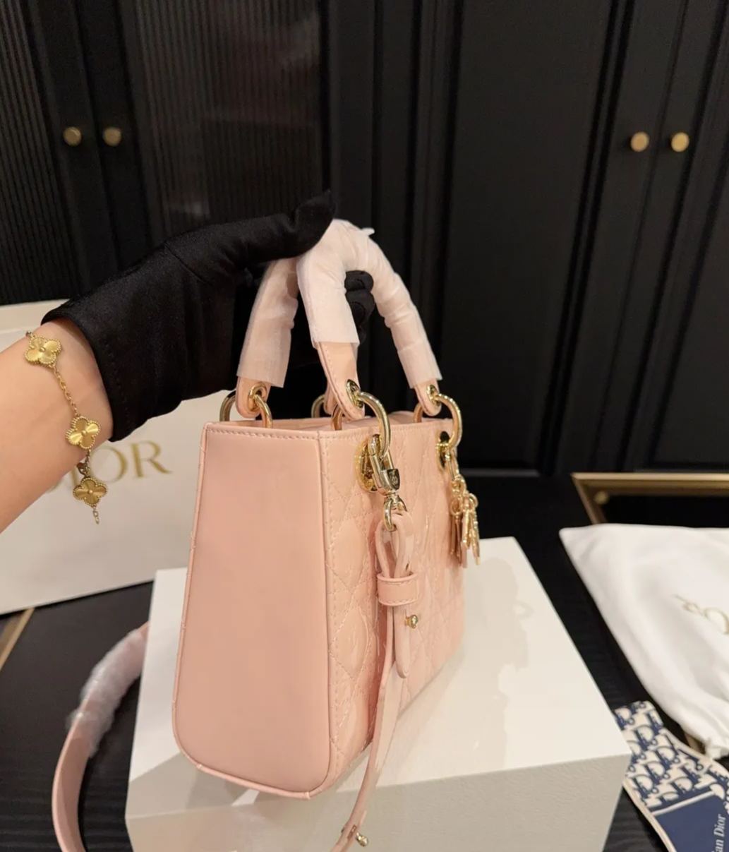 ディオール「Dior」