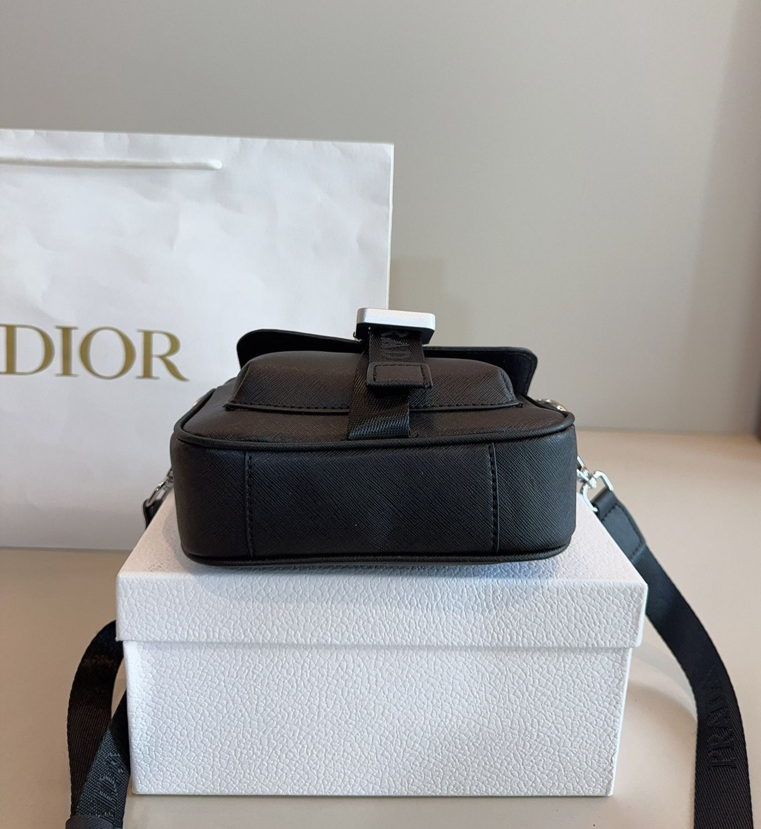 プラダ「Prada」