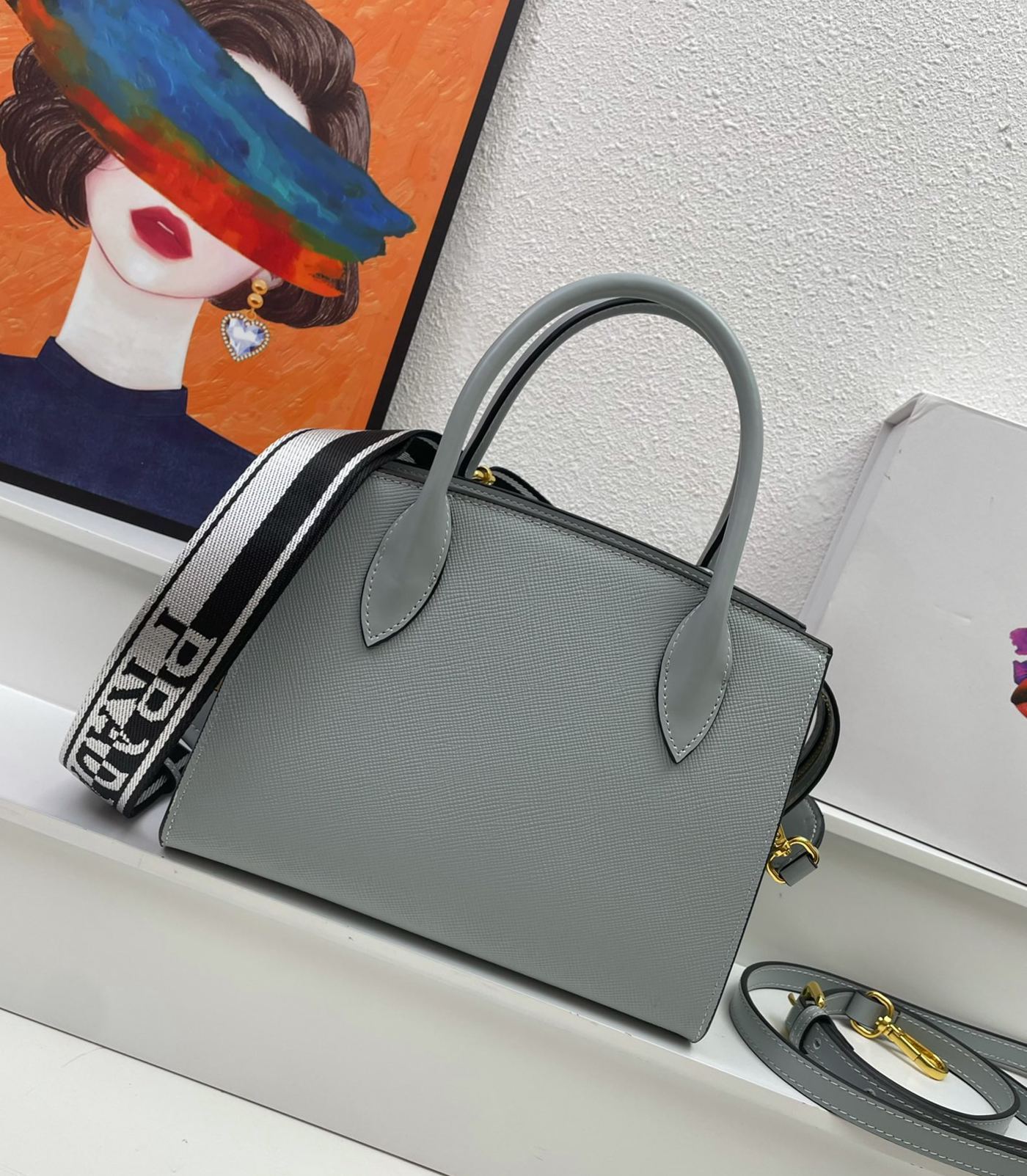 プラダ「Prada」