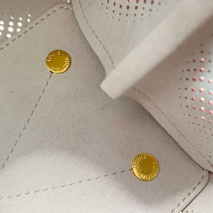 ルイ・ヴィトン「Louis Vuitton」