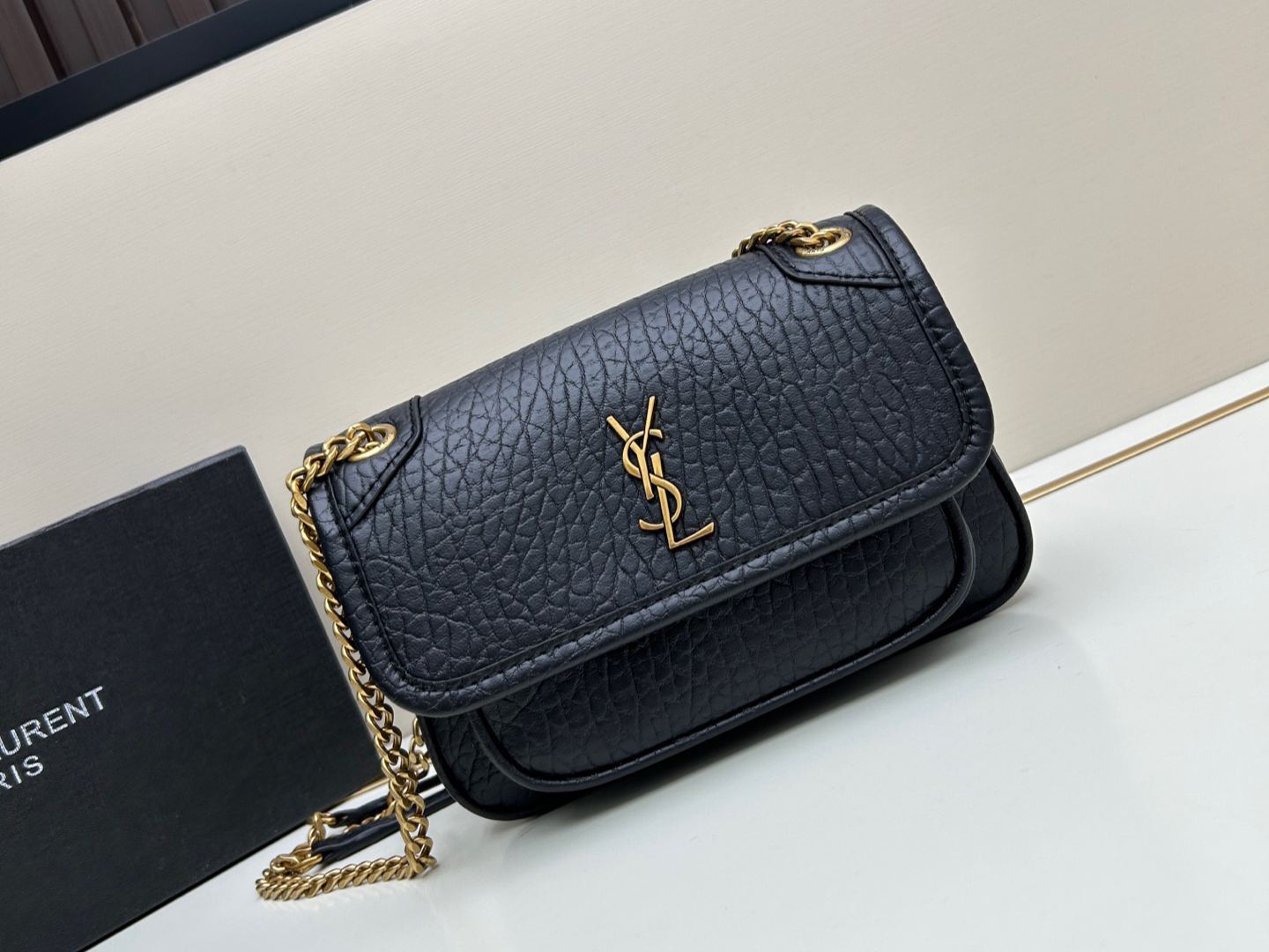 サンローラン「Saint Laurent」