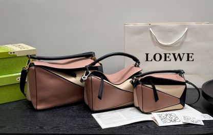 ロエベ「Loewe」
