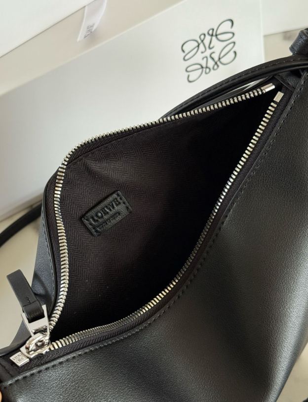 ロエベ「Loewe」