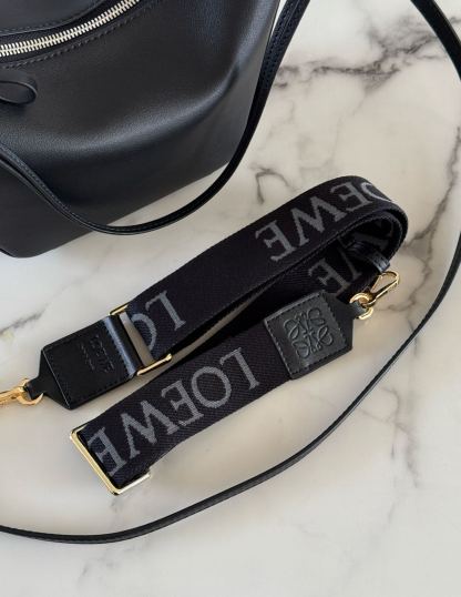 ロエベ「Loewe」