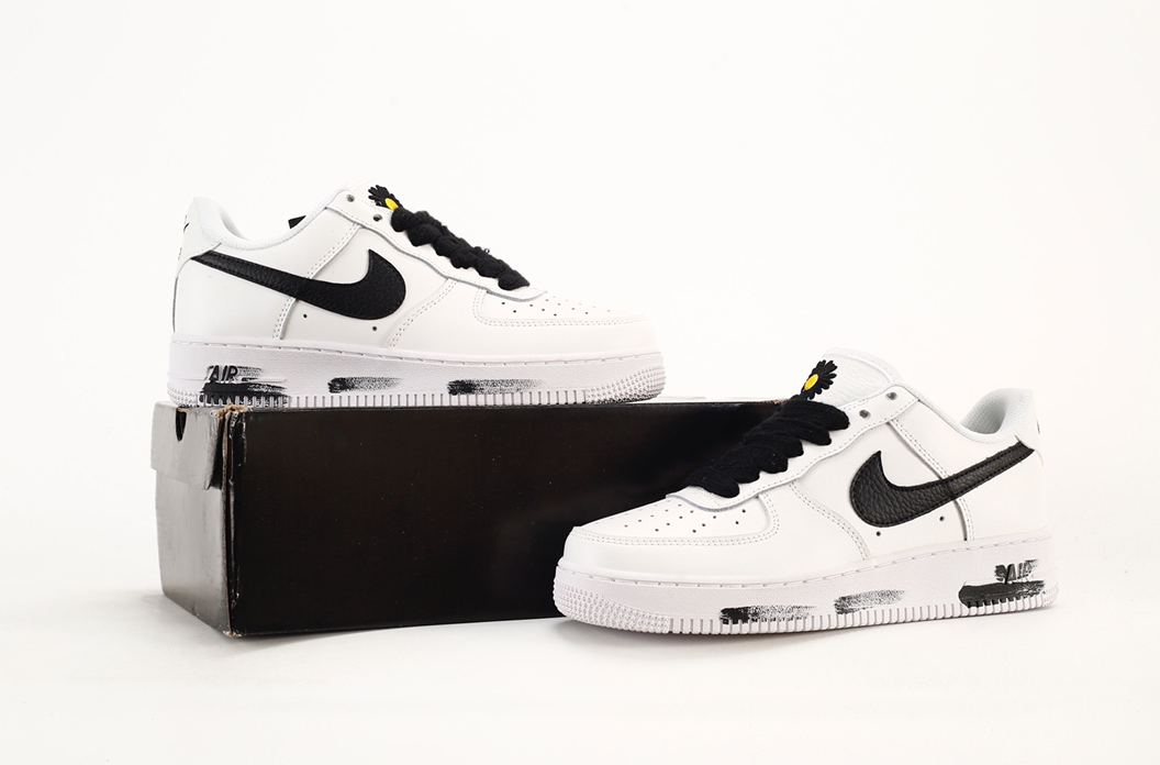 「コラボモデル」Peaceminusone x Nike