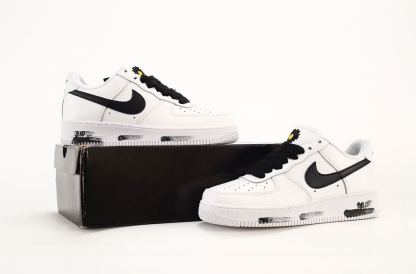 「コラボモデル」Peaceminusone x Nike