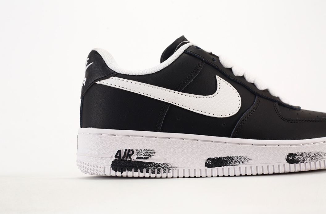 「コラボモデル」Peaceminusone x Nike