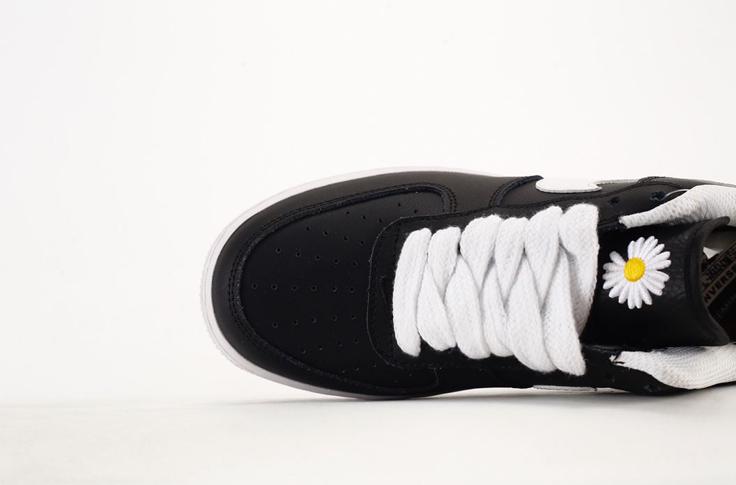 「コラボモデル」Peaceminusone x Nike