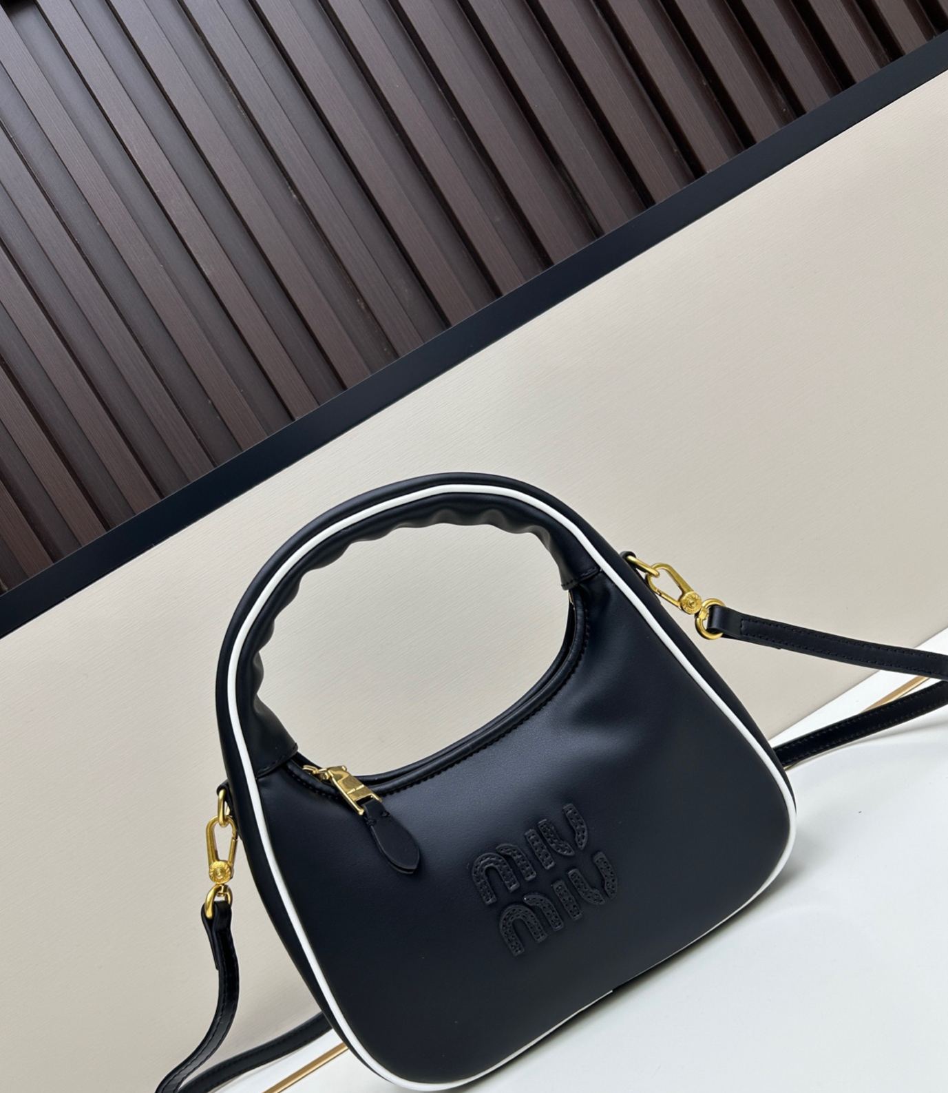 ミュウミュウ「Miu Miu」