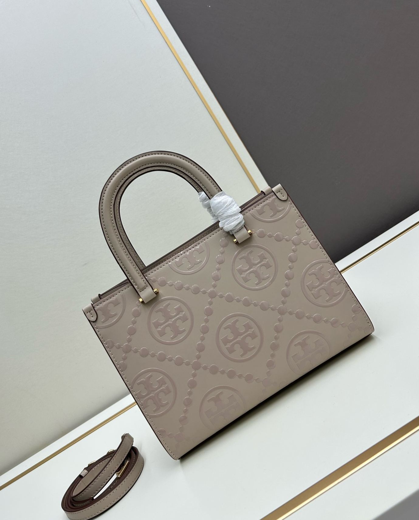 トリー バーチ「Tory Burch」
