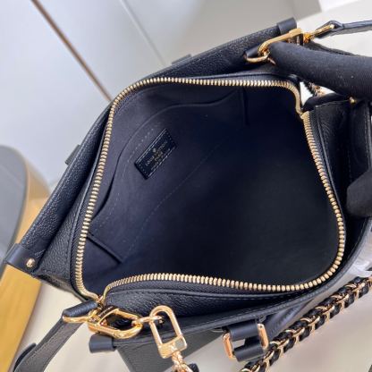 ルイ・ヴィトン「Louis Vuitton」オンザゴー EW