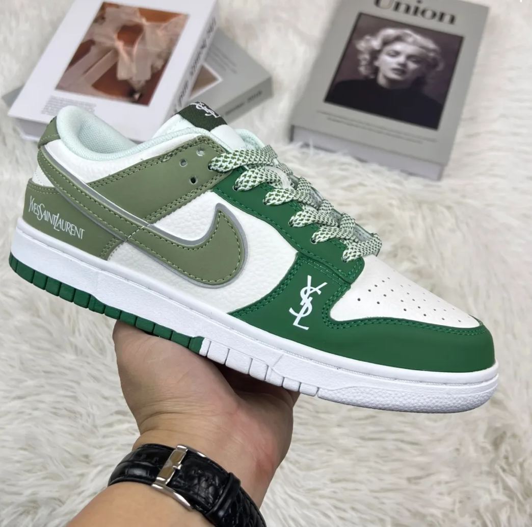 ナイキ「Nike」アライアンス製品 ク ロー カジュアルスニーカー