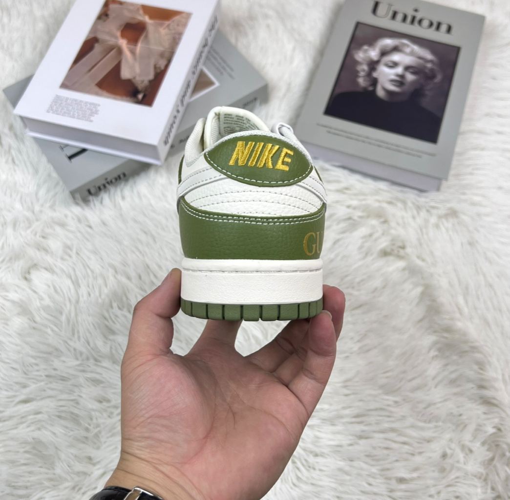 ナイキ「Nike」アライアンス製品 ク ロー カジュアルスニーカー