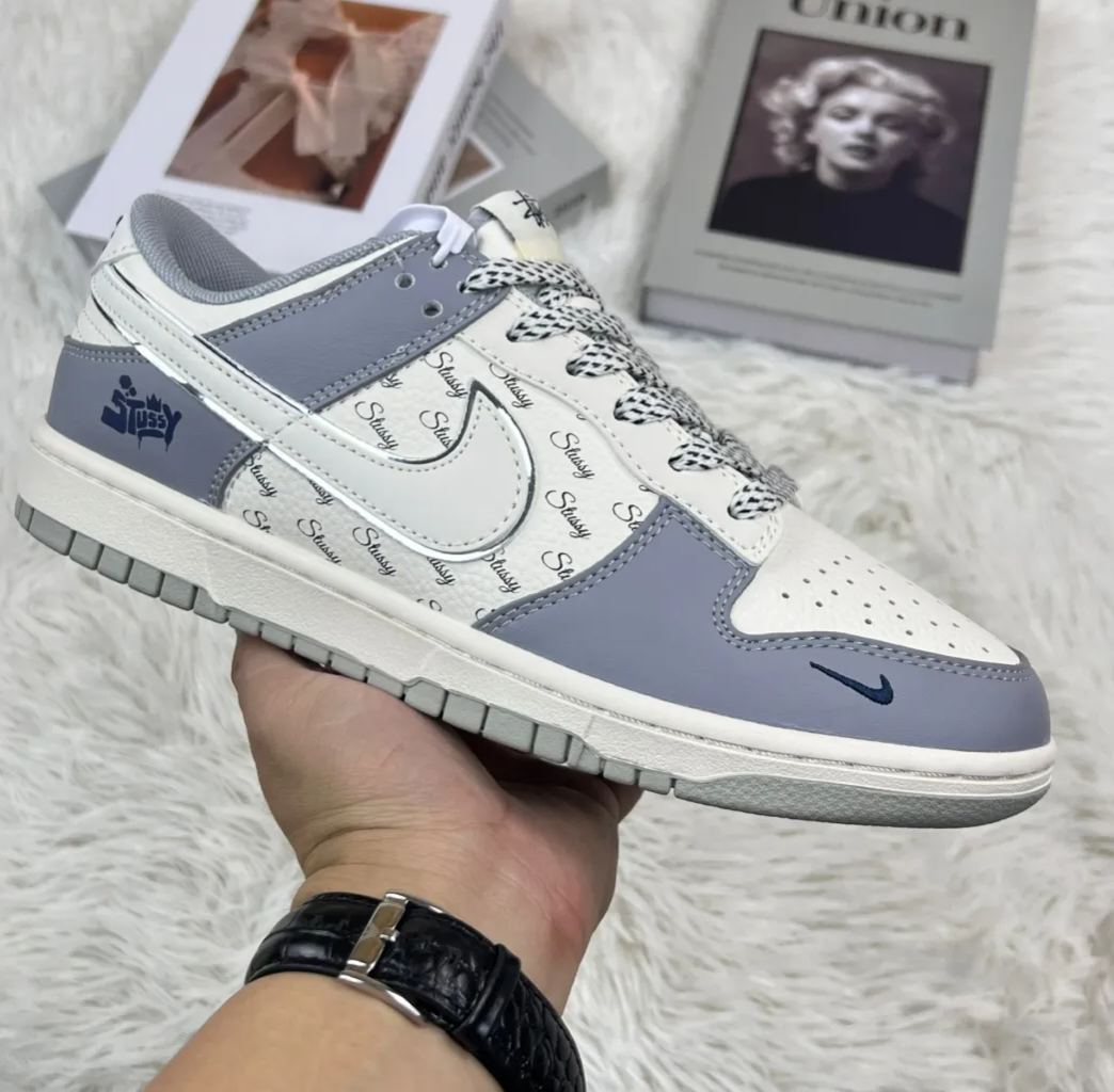 ナイキ「Nike」LV x NIKEコラボレーション SBダンク ロー カジュアルスニーカー