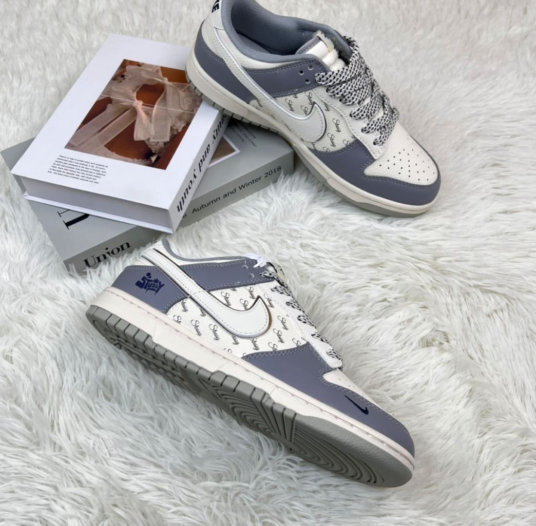 ナイキ「Nike」LV x NIKEコラボレーション SBダンク ロー カジュアルスニーカー