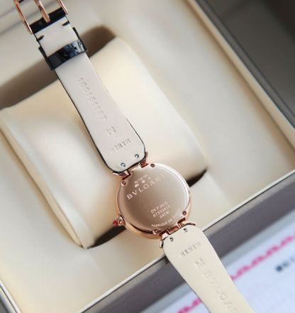 ブルガリ「Bvlgari」Octo 腕時計40MM