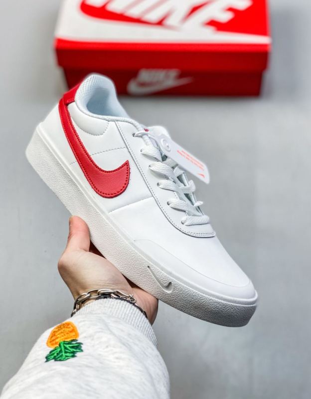 ナイキ「Nike」ク ロー カジュアルスニーカー