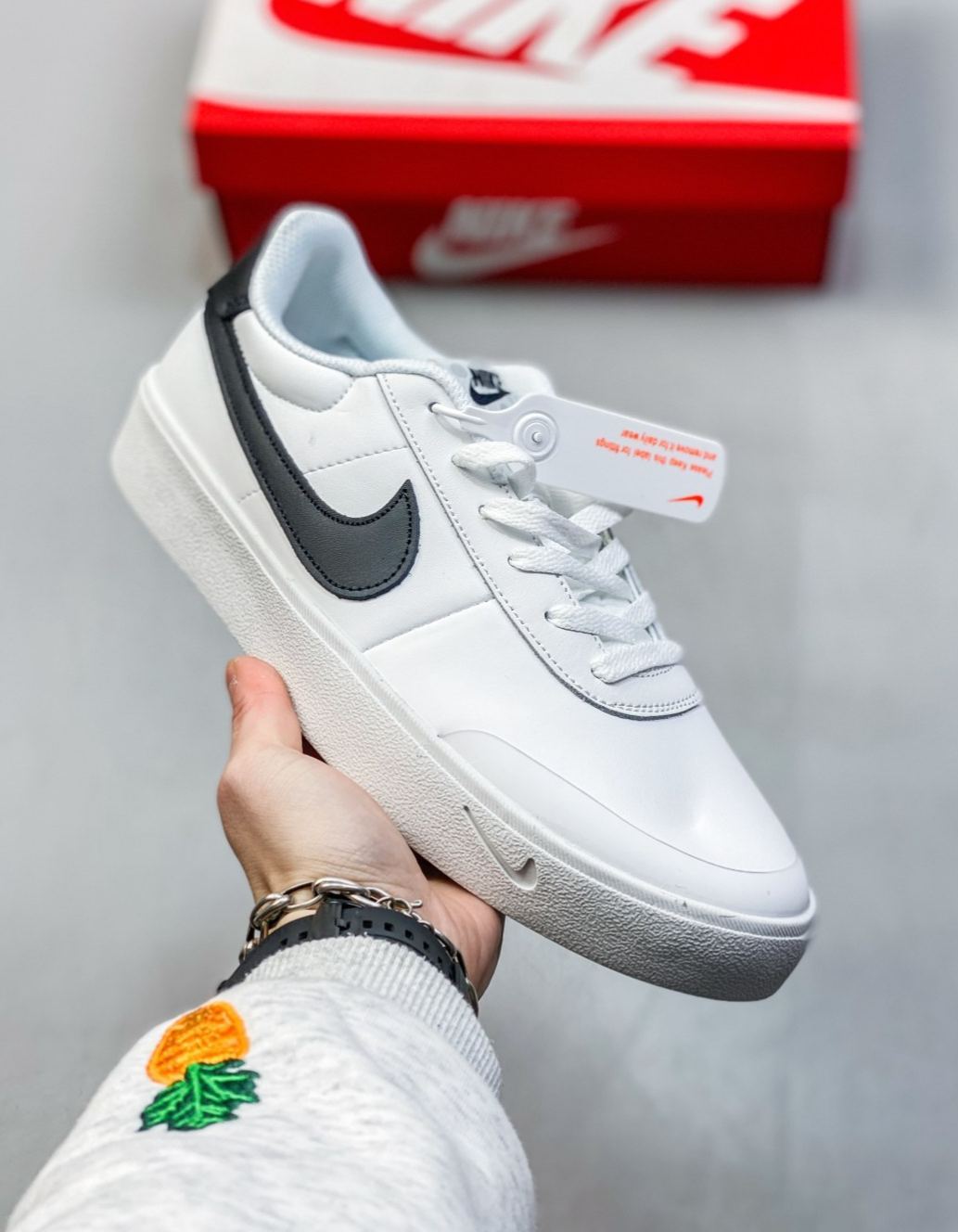 ナイキ「Nike」ク ロー カジュアルスニーカー