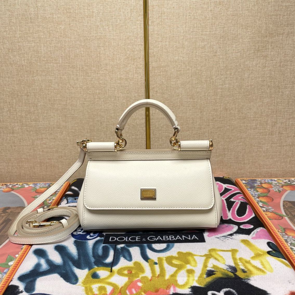 [Copy]ドルチェ・アンド・ガッバーナ「D&G」ラージ ブラック レザートートバッグ