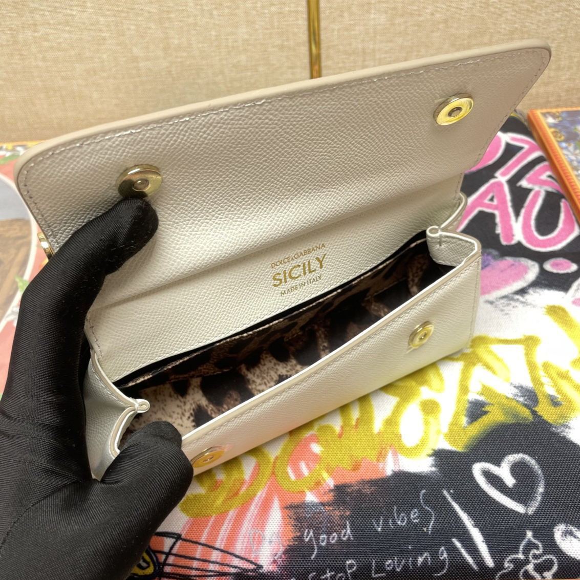 [Copy]ドルチェ・アンド・ガッバーナ「D&G」ラージ ブラック レザートートバッグ