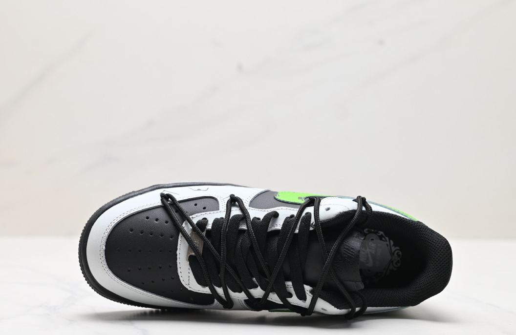 「コラボモデル」AMBUSH x Nike