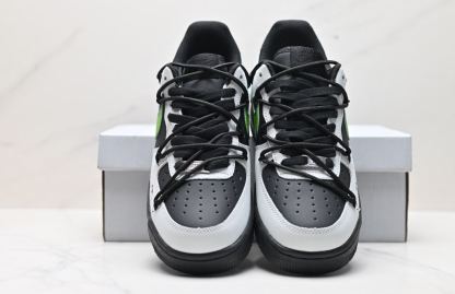 「コラボモデル」AMBUSH x Nike