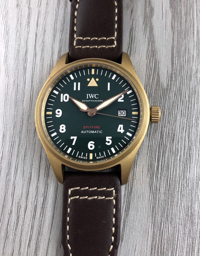 IWC シュフハウゼン パイロットウォッチ オートマティック スピットファイア IW326802