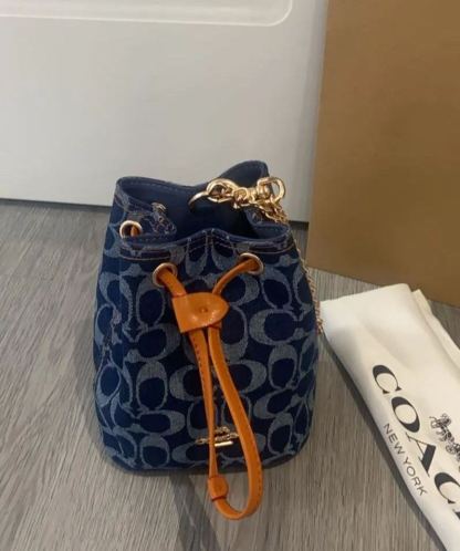 コーチ「Coach」Drawstring Mini Bucket レディース ミニバケットバッグ