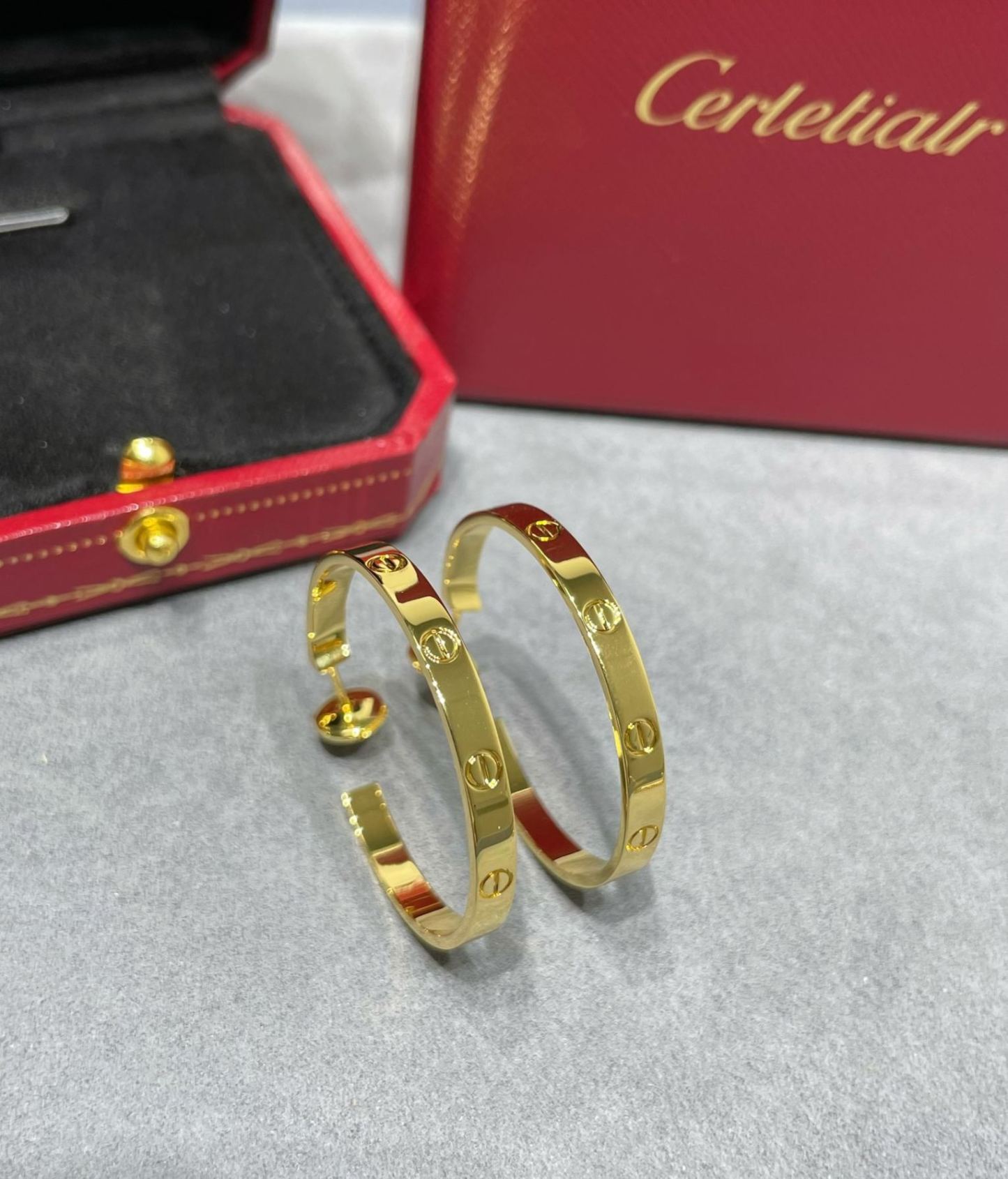 カルティエ「Cartier」