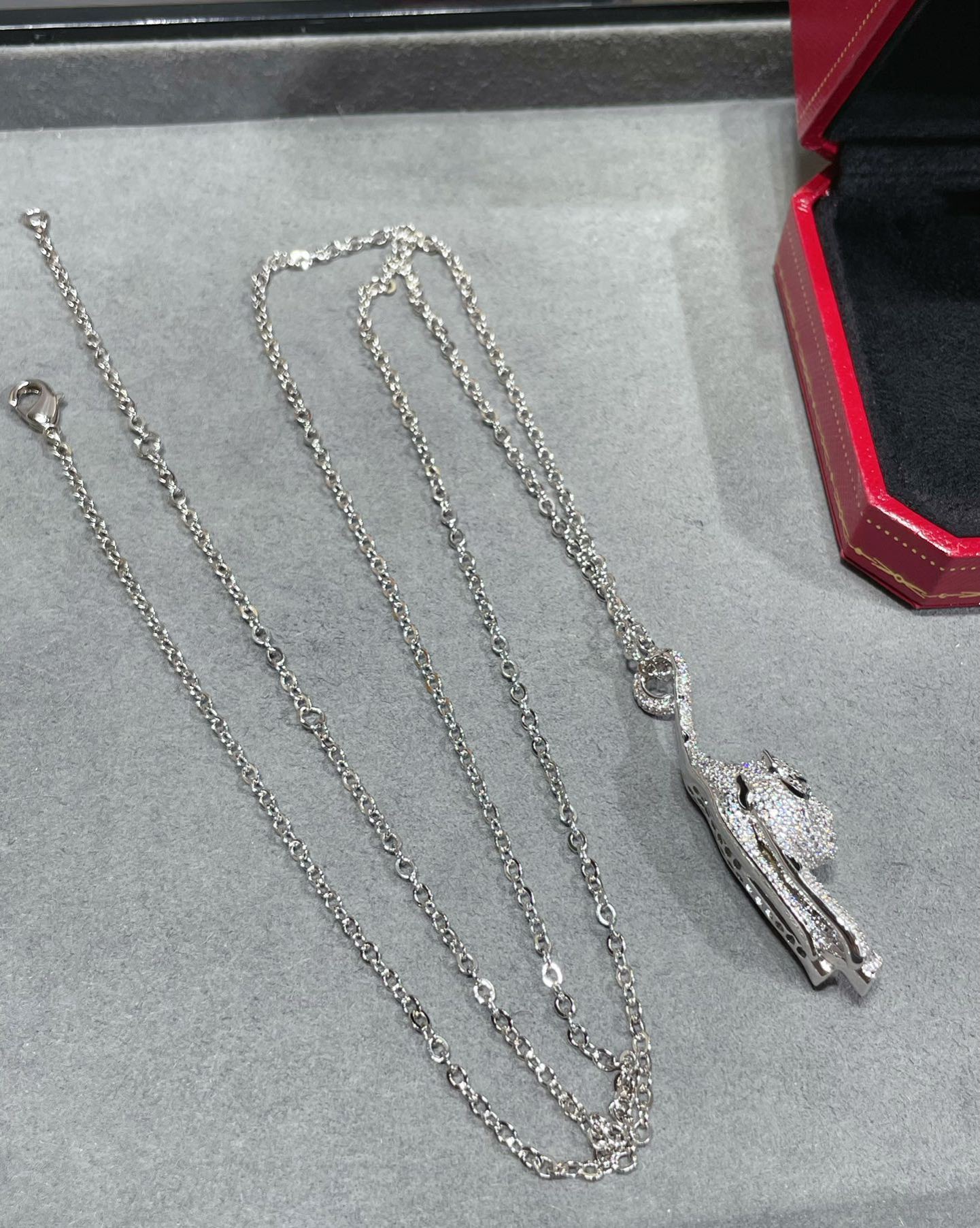 カルティエ「Cartier」