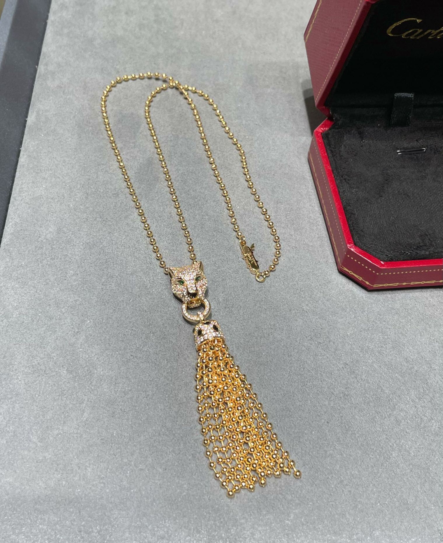 カルティエ「Cartier」