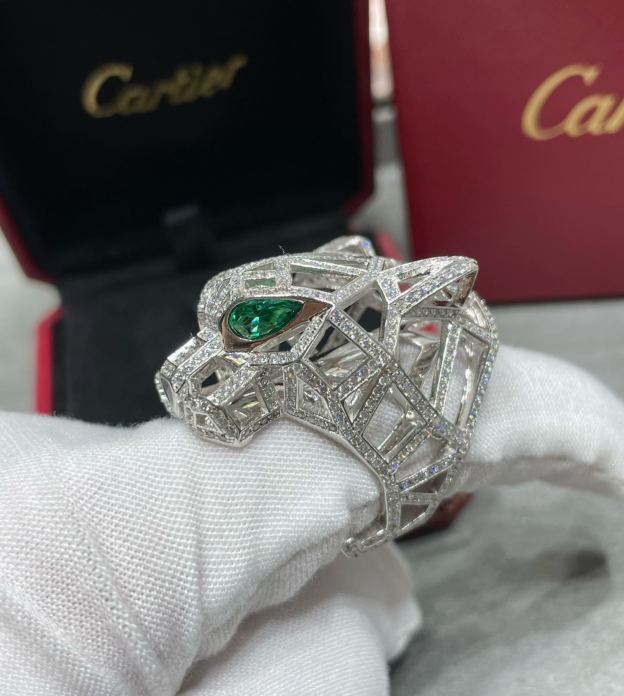 カルティエ「Cartier」